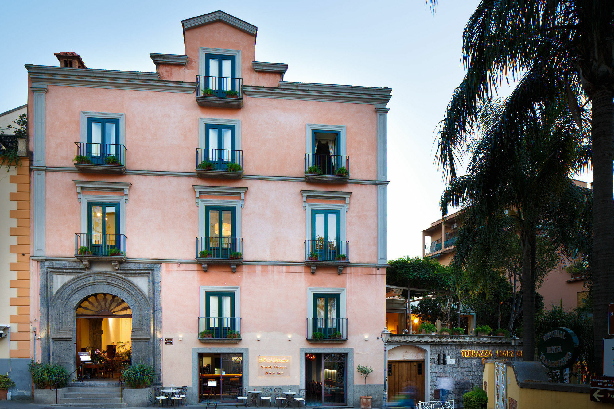 Palazzo Marziale Otel Sorrento Dış mekan fotoğraf